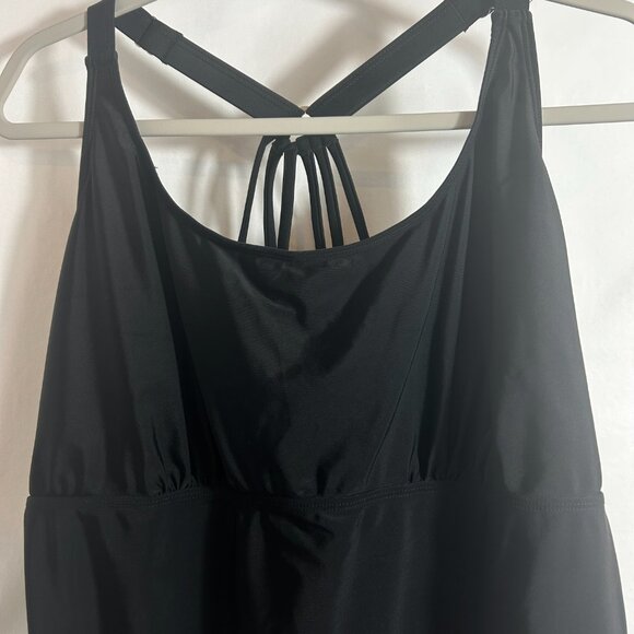 Yonique Plus Size black cinched tieable sides tankini top 20W - worn once - Picture 2 of 8
